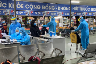 TP.HCM mở rộng lấy mẫu xét nghiệm ở sân bay, bến xe, ga tàu