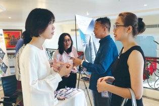 Chỉ 20% vị trí cấp cao ngành ngân hàng ở Việt Nam do nữ giới đảm nhiệm