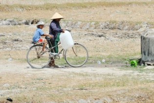 Thủ tướng yêu cầu đưa phúc lợi người già, bình đẳng giới vào Nghị quyết 120