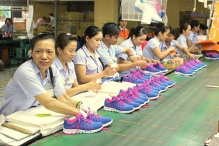 Dự báo đầu ra của ngành da giày sẽ tiếp tục gặp khó