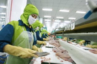 Các doanh nghiệp thủy sản đăng ký mua 500.000 liều vắc-xin Covid-19