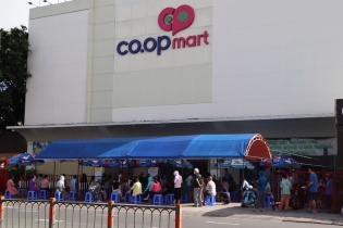 TP.HCM yêu cầu "không để thiếu hàng khi người dân đến mua sắm"