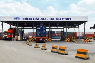 Lãi tăng mạnh, Vận tải Hải An đặt đóng mới tàu container và mua thêm 2 tàu cũ 