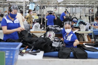 Luỹ kế 9 tháng, lãi ròng của May Nhà Bè (MNB) chưa đến 15 tỷ đồng