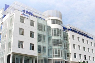 Con gái 26 tuổi của ông Đặng Thành Tâm sắp vào Hội đồng quản trị Kinh Bắc