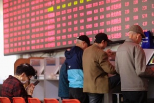 Shanghai Composite bật 1,25%, chứng khoán Trung Quốc có sóng