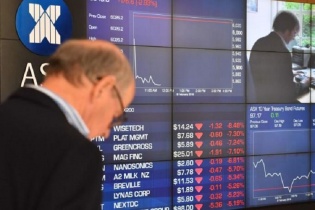 Chỉ số PMI Trung Quốc trượt sâu, chứng khoán Australia mất hơn 2%