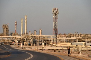 OPEC vẫn thất hứa dù đã mạnh tay cắt giảm sản lượng