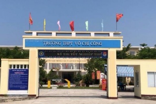 Thi tốt nghiệp THPT đợt 2: 4 thí sinh bị đình chỉ do sử dụng điện thoại