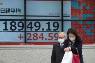 Đà tăng của S&P 500 đứt đoạn, chứng khoán Nhật - Hàn im ắng