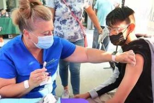 Chuyên gia Mỹ: Dữ liệu về hiệu quả tiêm nhắc lại vaccine Covid-19 vẫn hạn chế