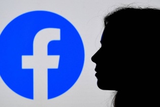 Facebook xác nhận đang bị chính phủ điều tra