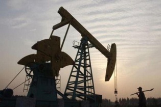Quý I/2022, giá dầu Brent có thể giảm còn 70 USD/thùng khi cung vượt cầu
