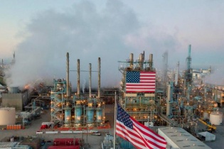 Chuyên gia IHS Markit: Sản lượng dầu mỏ của Mỹ sẽ tăng lên trong năm 2022