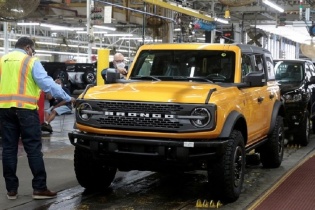 Ford triệu hồi 634.000 xe toàn cầu do nguy cơ cháy nổ