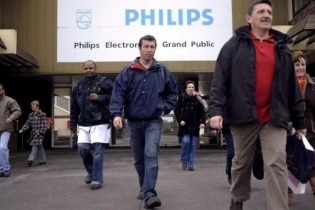 Philips cắt giảm 6.000 việc làm để cải thiện lợi nhuận