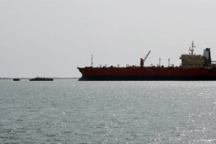 Xung đột Biển Đỏ khiến các nhà nhập khẩu dầu chuyển hướng cục bộ