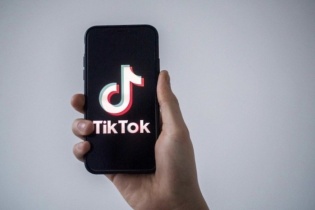 Hạ viện Mỹ thông qua dự luật buộc TikTok thoái vốn hoặc bị cấm cửa