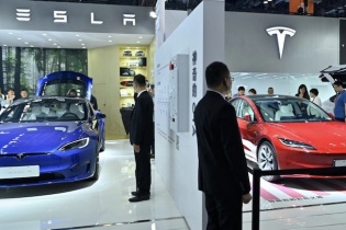 Lượng xe bàn giao của Tesla lần đầu tiên sụt giảm sau gần 4 năm