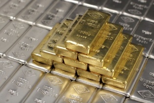 Vàng, bạc, đồng chưa hết "say sóng", đỉnh giá mới vẫn đang chờ phía trước