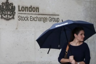 Anh ban hành quy định mới "nâng cấp" sàn chứng khoán London