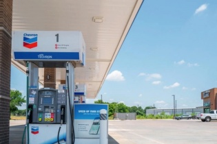 M&A ngành dầu khí Mỹ sôi động, Chevron dẫn dắt cuộc chơi