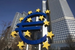 Thị trường việc làm nguội lạnh sẽ đốc thúc ECB hạ lãi suất nhanh hơn