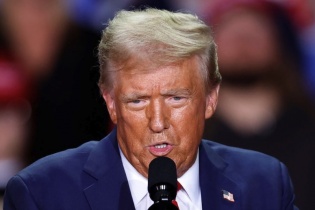 Ông Trump tuyên bố thắng cử Tổng thống Mỹ sau thành công ở chiến địa Pennsylvania