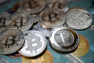 "Ông trùm" quỹ ETF lo sợ "cảm giác an toàn giả tạo" của Bitcoin