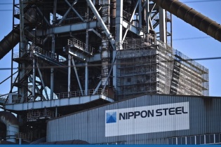 Thấy gì từ việc Mỹ ngăn chặn thương vụ 15 tỷ USD của Nippon Steel?