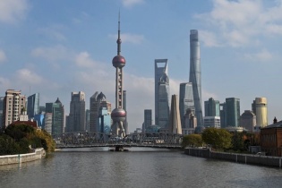 Trung Quốc đạt mục tiêu tăng trưởng 5% trong năm 2024