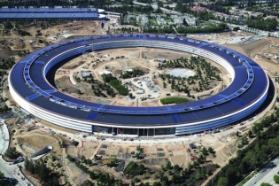 Apple muốn đầu tư 500 tỷ USD tại Mỹ, xây nhà máy khổng lồ sản xuất máy chủ AI 