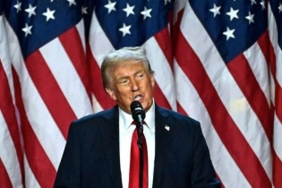 Tổng thống Trump công bố kho dự trữ tiền kỹ thuật số chiến lược