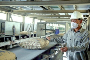 Giảm thuế xuất khẩu clanhke xi măng hỗ trợ doanh nghiệp phát triển bền vững