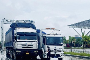 Hải quan Móng Cái đưa máy soi container di động vào hoạt động trở lại
