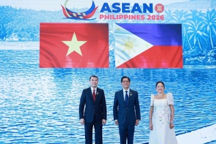 Thủ tướng Lê Minh Hưng bắt đầu các hoạt động tại Hội nghị Cấp cao ASEAN 48