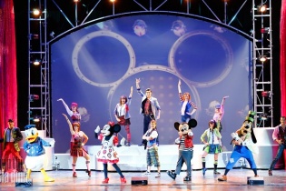 Tối nay bắt đầu công diễn Disney Live tại Hà Nội