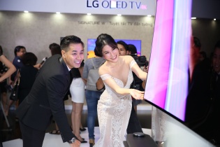 Tạp chí tiêu dùng Mỹ: TV OLED "dán tường" của LG là "tốt nhất"