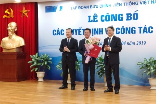 VNPT bổ nhiệm ông Tô Dũng Thái làm Phó tổng giám đốc kiêm Chủ tịch VinaPhone VNPT bổ nhiệm ông Tô Dũng Thái làm Phó tổng giám đốc kiêm Chủ tịch VinaPhone