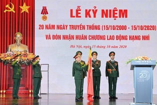 Viettel Telecom nhắm đích 100.000 tỷ đồng doanh thu từ dịch vụ