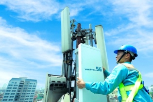 Công nghiệp ICT bứt phá, Bưu chính - Viễn thông tăng nhẹ
