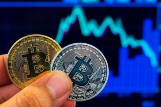 Dòng tiền bẻ lái, mỗi tuần có tới 2 tỷ USD chảy vào tiền kỹ thuật số