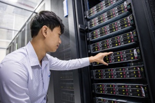 Vì sao SME có xu hướng lựa chọn các dịch vụ máy chủ ảo hóa cho doanh nghiệp?