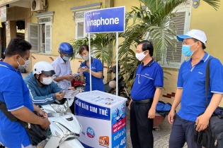 Doanh thu VNPT tăng nhẹ, lợi nhuận giảm mạnh