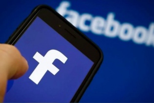 Cảnh giác với lừa đảo từ sự cố sập Facebook