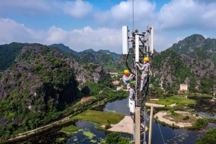 Dừng đấu giá khối băng tần 3800-3900MHz do doanh nghiệp không nộp tiền "đặt cọc"