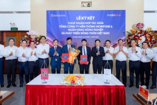 MobiFone và Agribank hợp tác chiến lược phát triển tài chính toàn diện