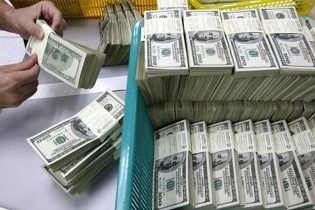 Chính phủ phê duyệt kế hoạch vay, trả, quản lý nợ công đến năm 2027 Chính phủ phê duyệt kế hoạch vay, trả, quản lý nợ công đến năm 2027