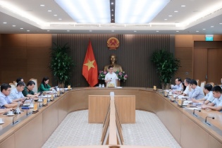 Khẩn trương hoàn thiện, trình dự thảo Nghị định quy định chi tiết về Luật Đầu tư công Khẩn trương hoàn thiện, trình dự thảo Nghị định quy định chi tiết về Luật Đầu tư công