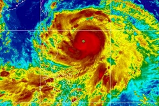 Khẩn cấp, chủ động ứng phó với siêu bão Ragasa